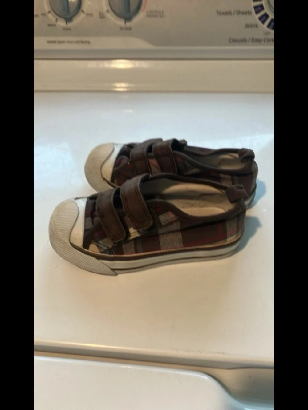Gymboree plaid Brown and White Sneakers Hoo Loop closure toddler 8